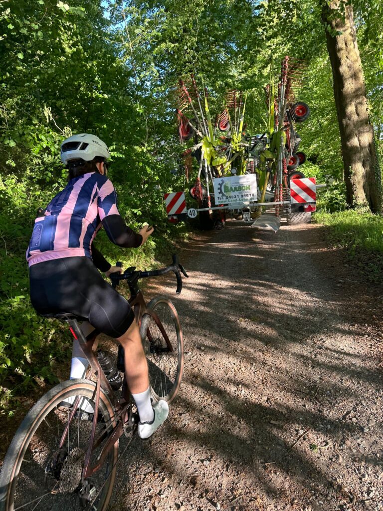 Gravel-Abenteuer im Norden von Hamburg: Ein Muss für alle Biker im Norden.